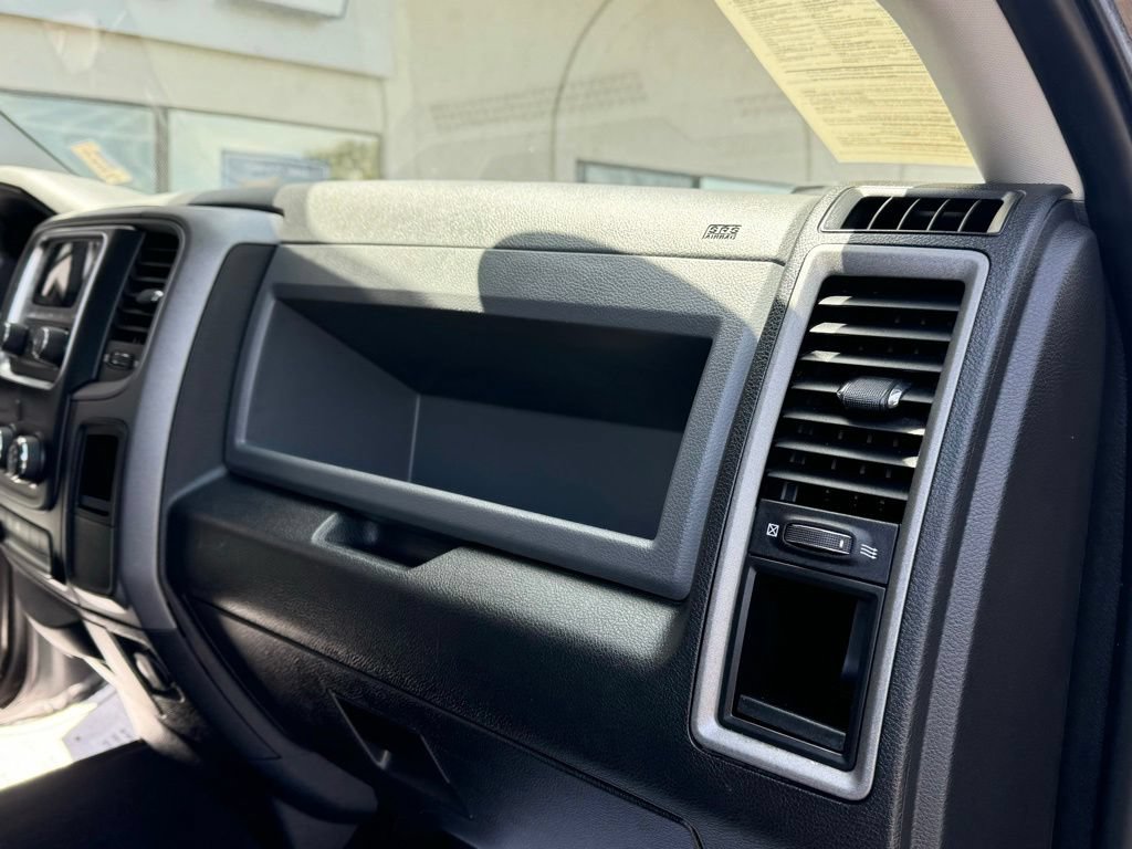 Used 2018 RAM 1500 Express RWD image 21