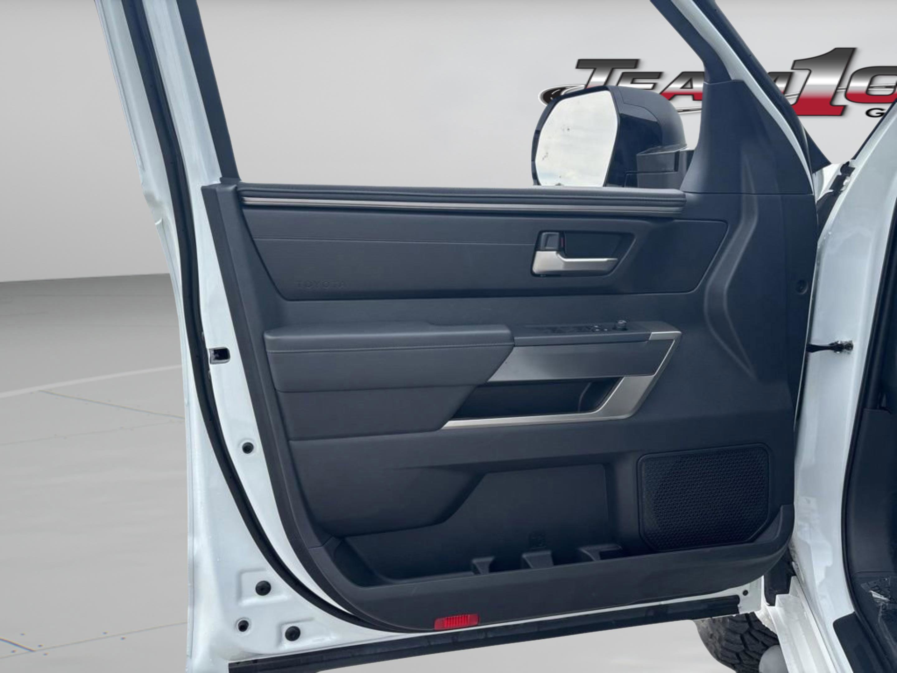 New 2025 Toyota Tundra SR5 image 33