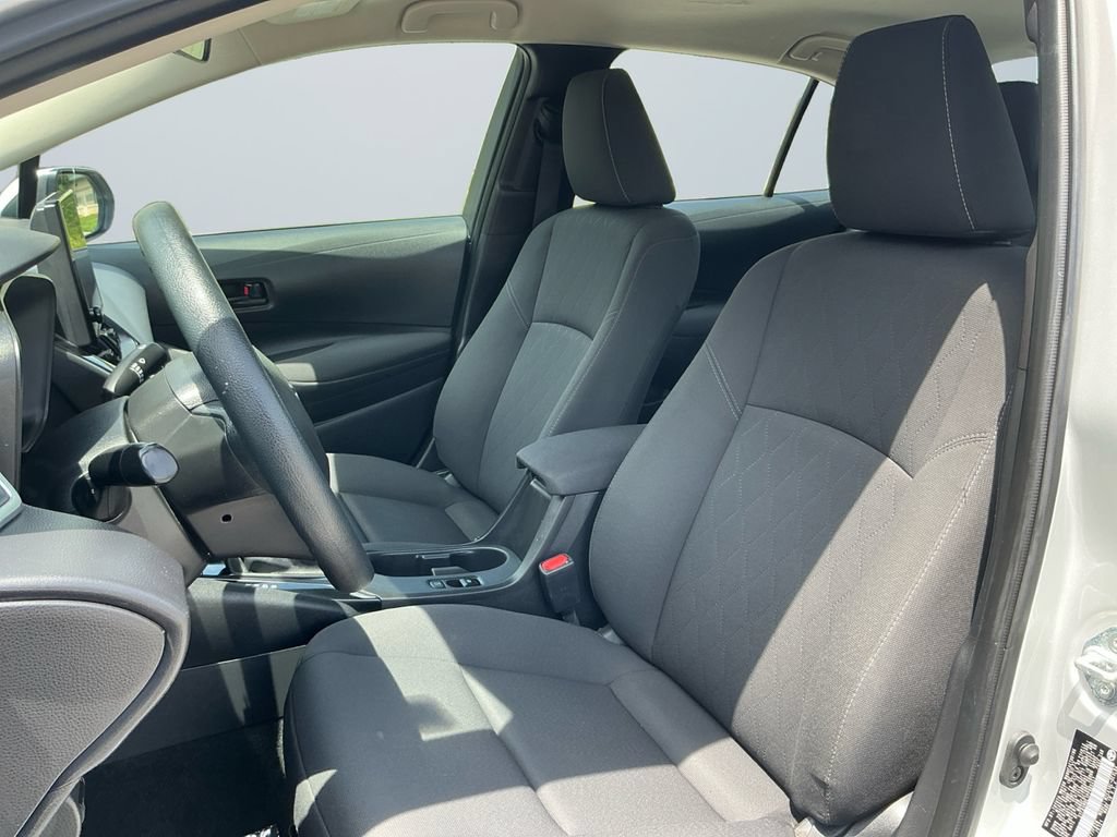 Used 2023 Toyota Corolla LE FWD image 10