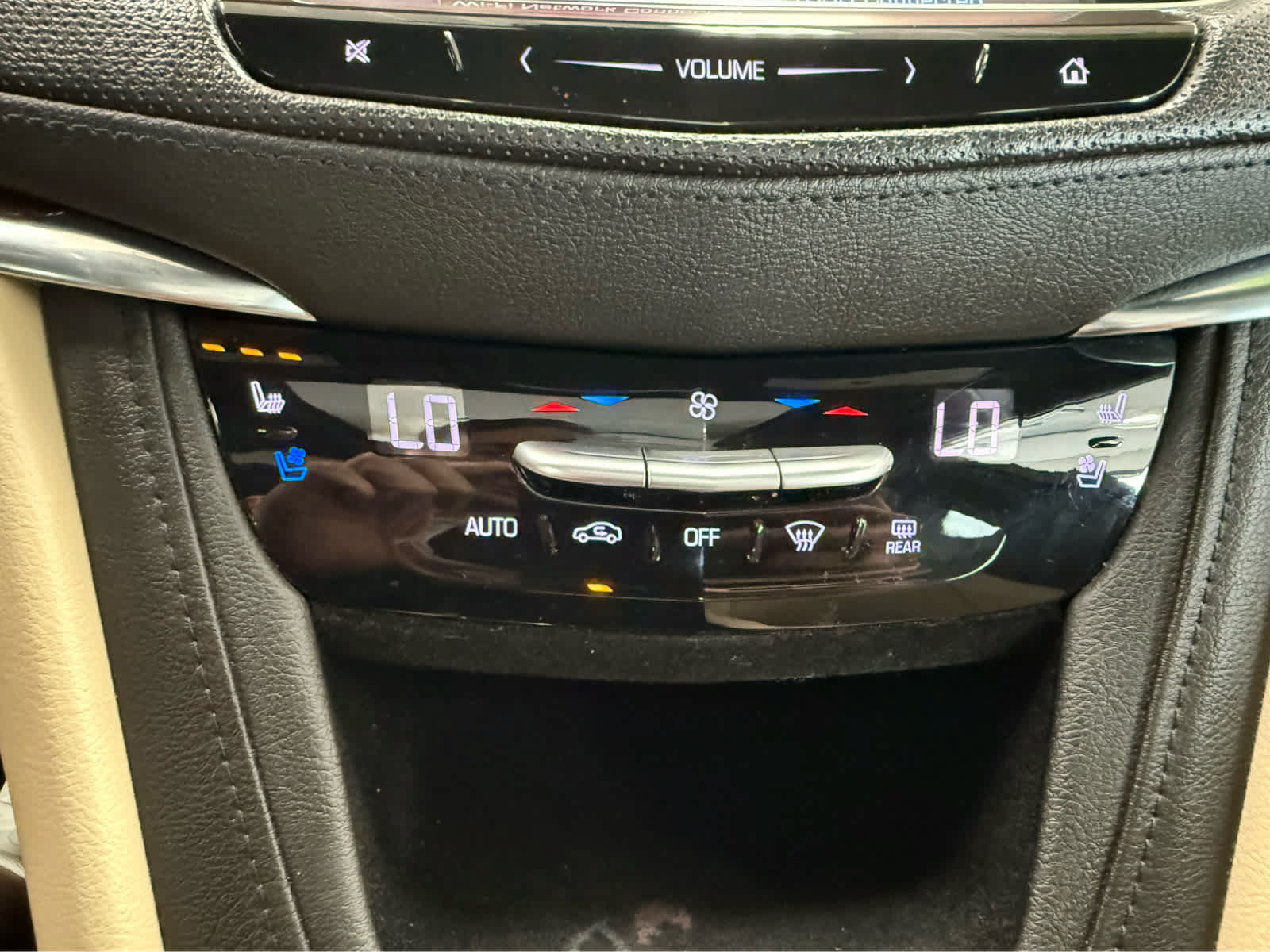 Used 2018 Cadillac XT5 Premium Luxury AWD/4WD image 20