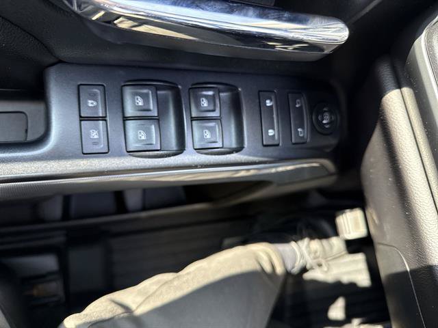Used 2017 Chevrolet Silverado 1500 LT w/ All Star Edition AWD/4WD image 15