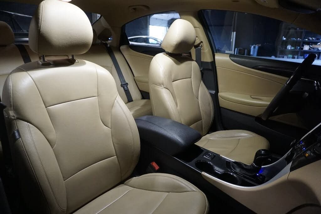 Used 2011 Hyundai Sonata Limited FWD image 19