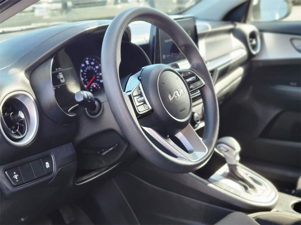 Used 2023 Kia Forte LXS image 16