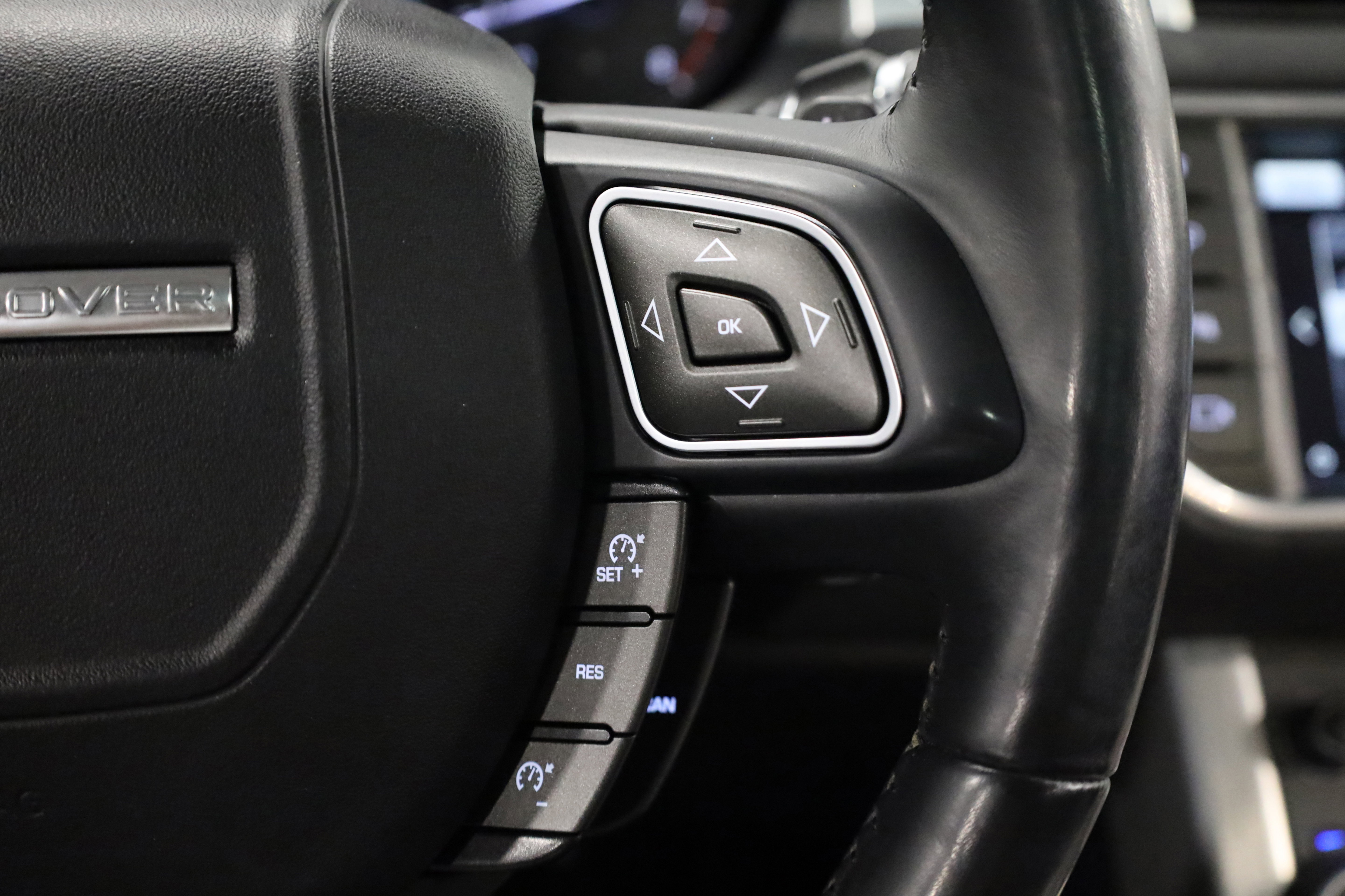 Used 2016 Land Rover Range Rover Evoque HSE image 25