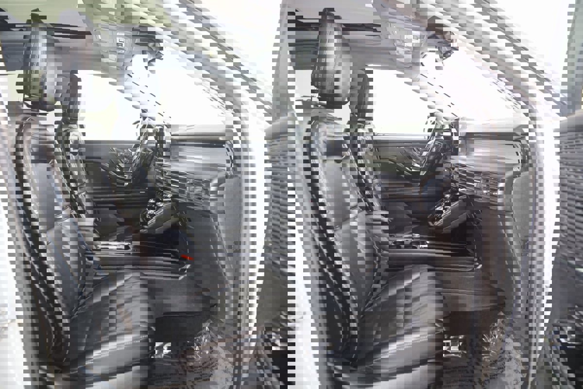 Used 2020 Lincoln Corsair FWD w/ Premium Package image 13