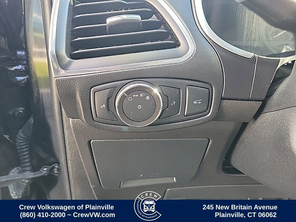 Used 2018 Ford Edge Titanium w/ Equipment Group 302A image 39