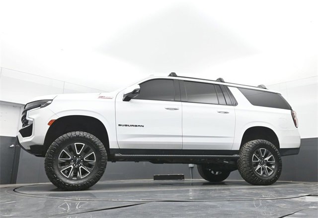 Used 2023 Chevrolet Suburban Z71 w/ Luxury Package image 51
