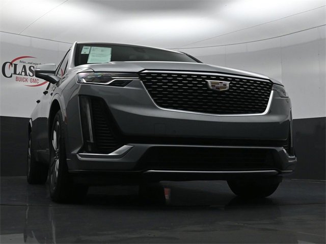 Used 2025 Cadillac XT6 Premium Luxury image 28