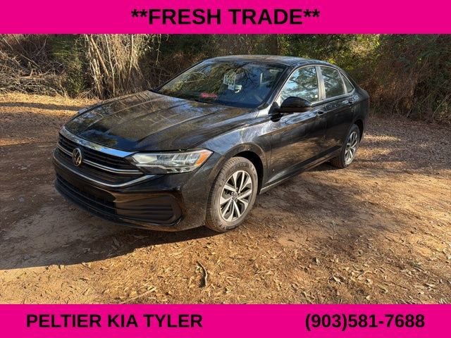 Used 2024 Volkswagen Jetta S image 3