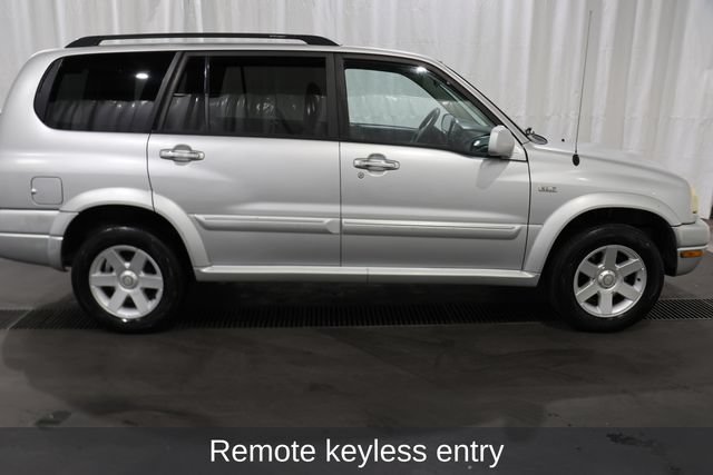 Used 2003 Suzuki XL7 4WD image 2