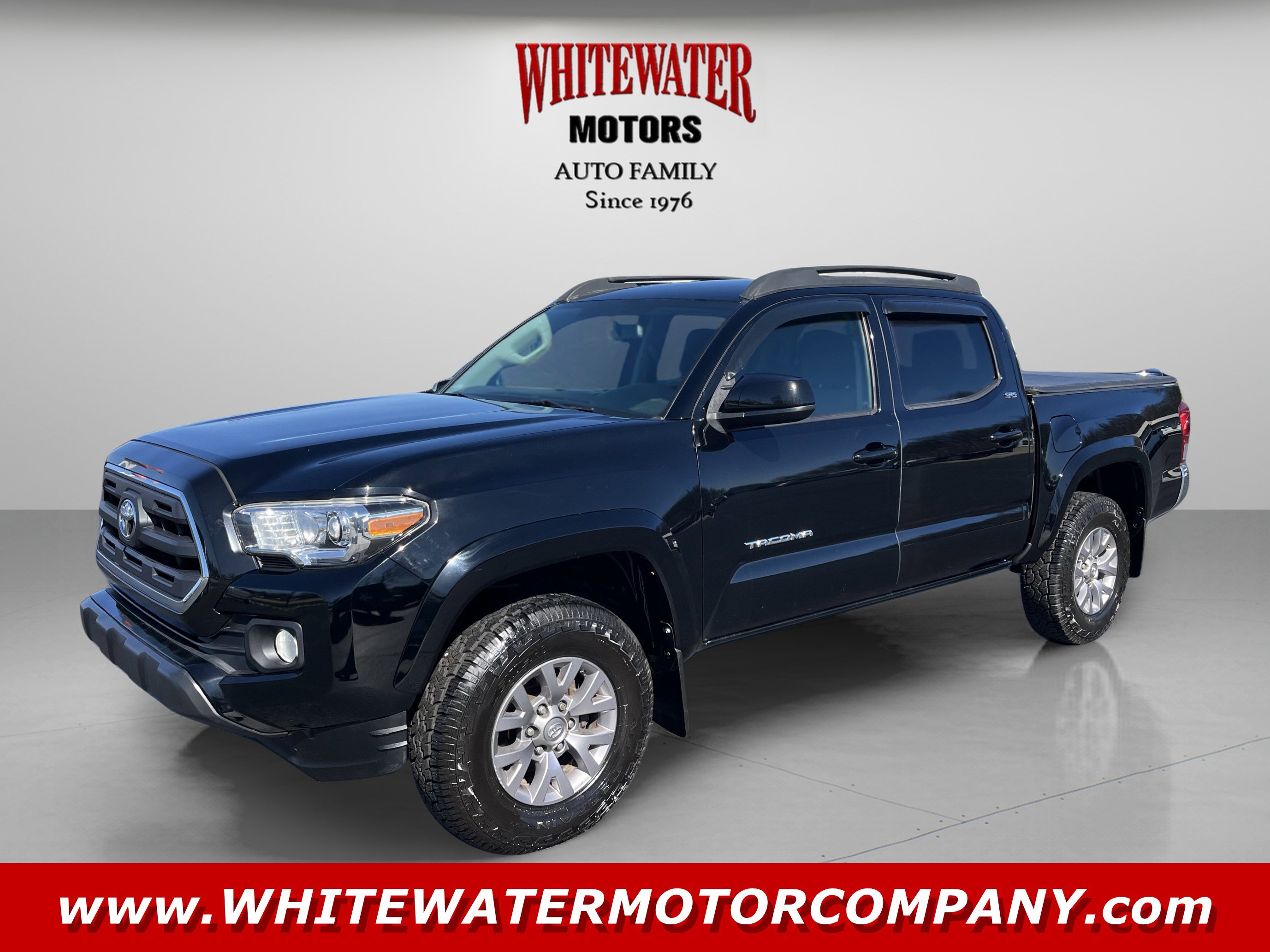 Used 2016 Toyota Tacoma SR5 w/ SR5 Appearance Package (SN) image 1