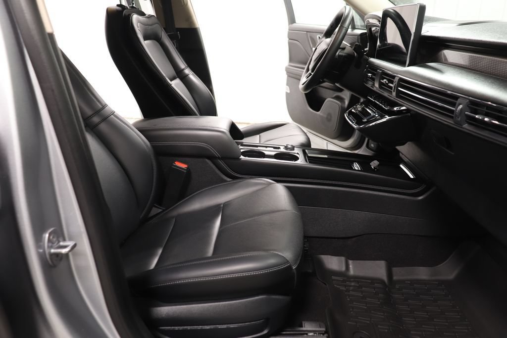Used 2024 Lincoln Corsair Grand Touring AWD/4WD image 36