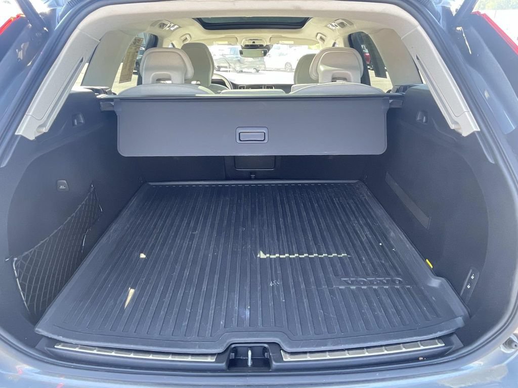 Used 2019 Volvo XC60 T5 Inscription w/ Protection Package Premier FWD image 10