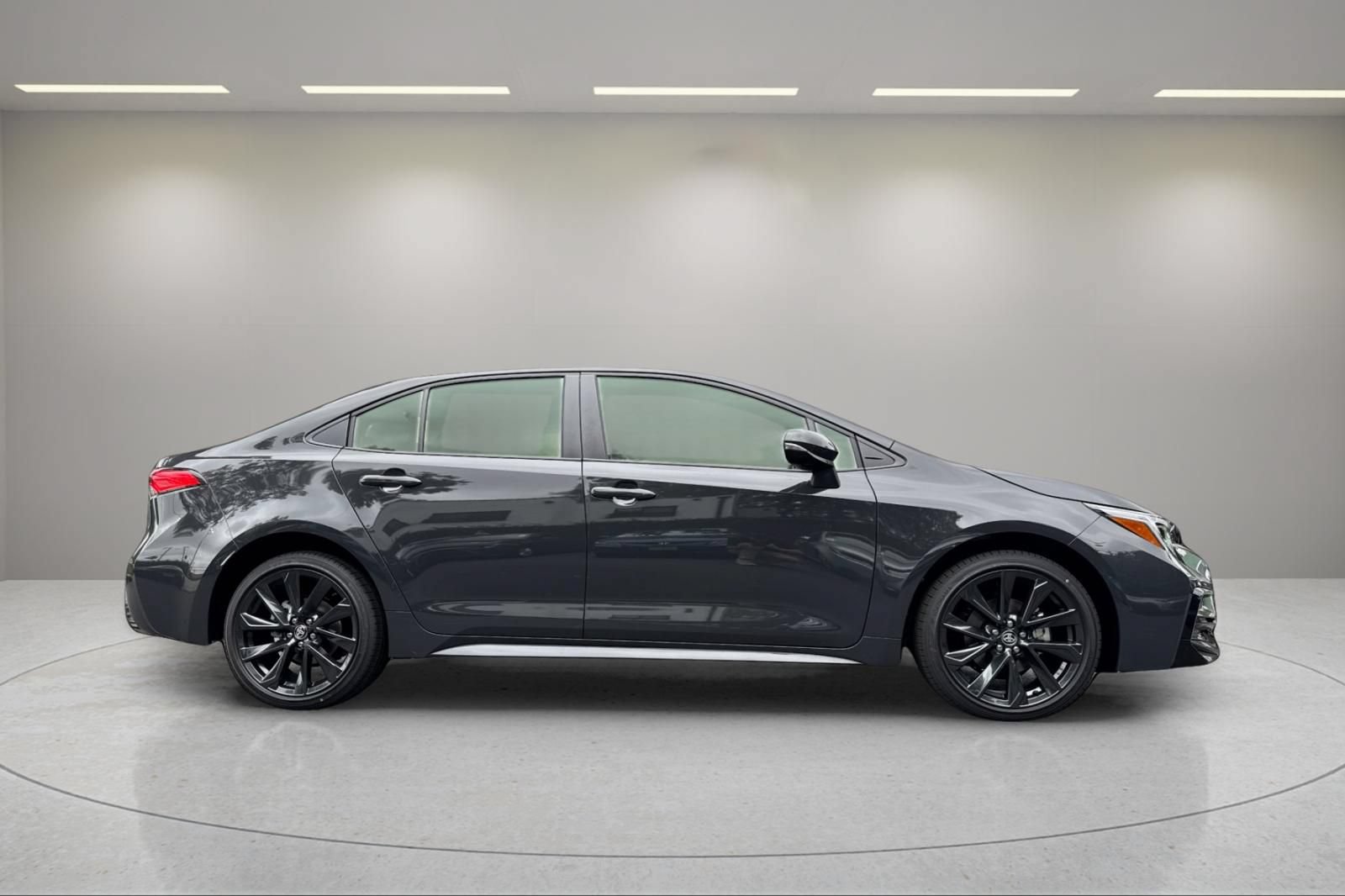 New 2026 Toyota Corolla SE w/ SE Premium Package FWD image 3