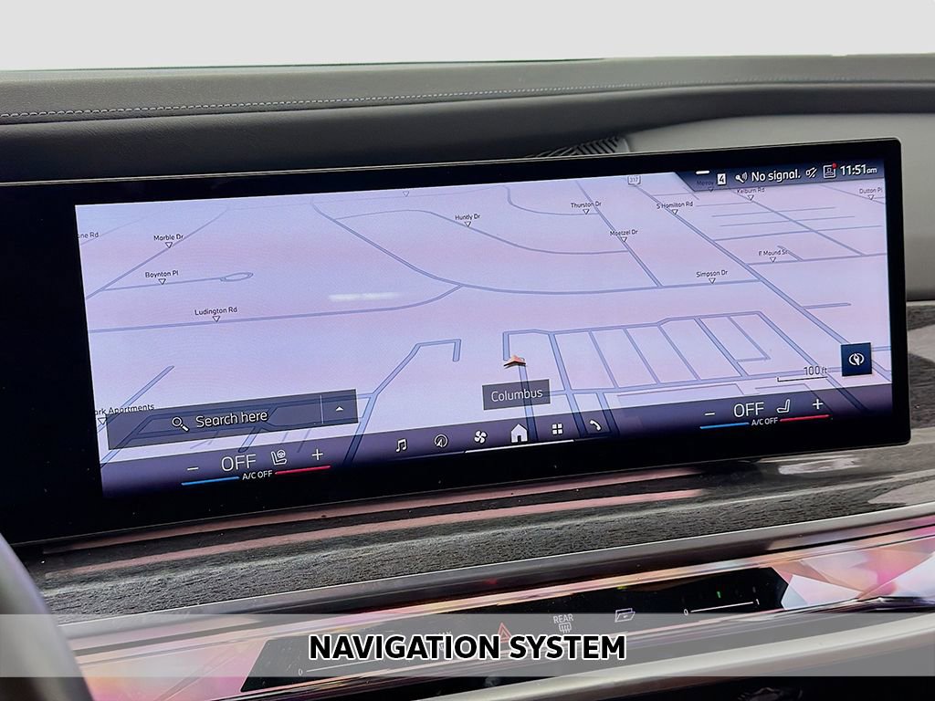 Used 2023 BMW 760i xDrive w/ Executive Package image 3