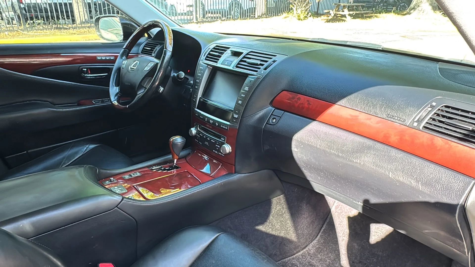 Used 2012 Lexus LS 460 LS 460 Sedan 4D AWD/4WD image 9