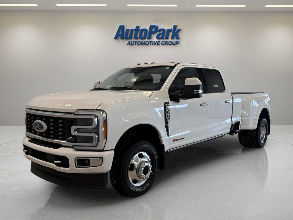 Used 2023 Ford F350 Limited w/ FX4 Off-Road Package image 3