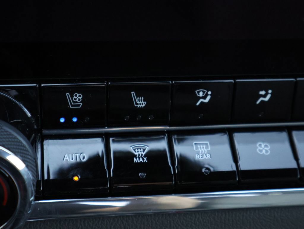 Used 2024 Chevrolet Colorado ZR2 w/ ZR2 Convenience Package III image 27