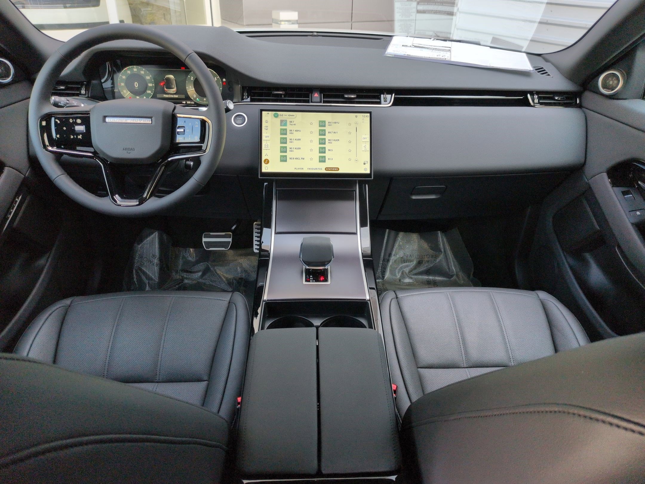 New 2026 Land Rover Range Rover Evoque Dynamic SE image 23