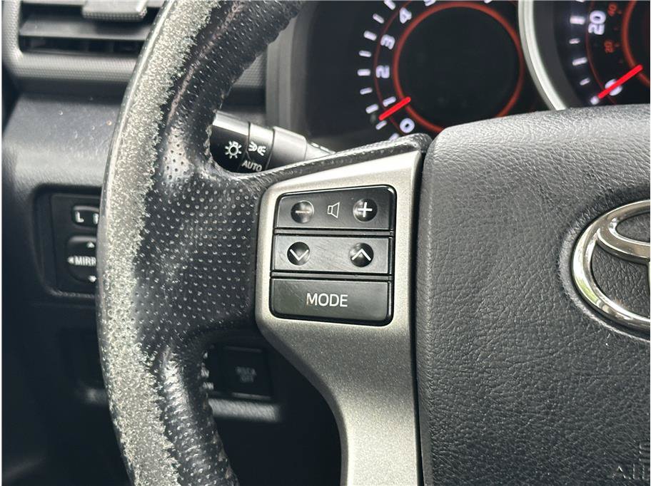 Used 2011 Toyota 4Runner Limited AWD/4WD image 23