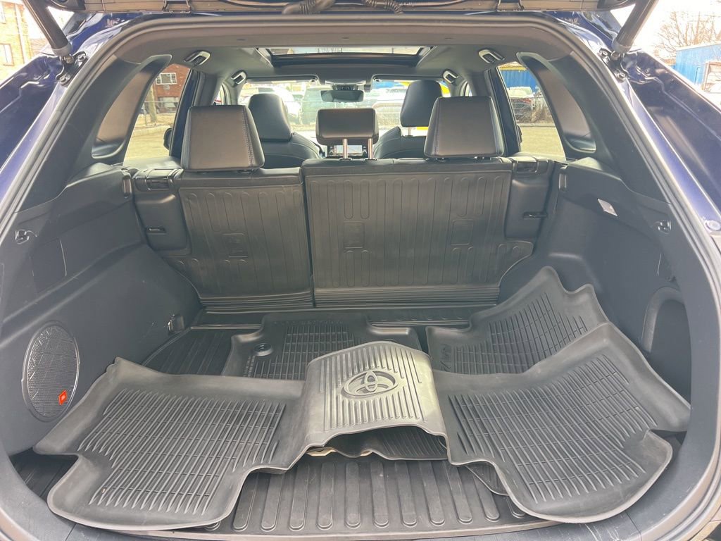 Used 2021 Toyota RAV4 XSE image 30