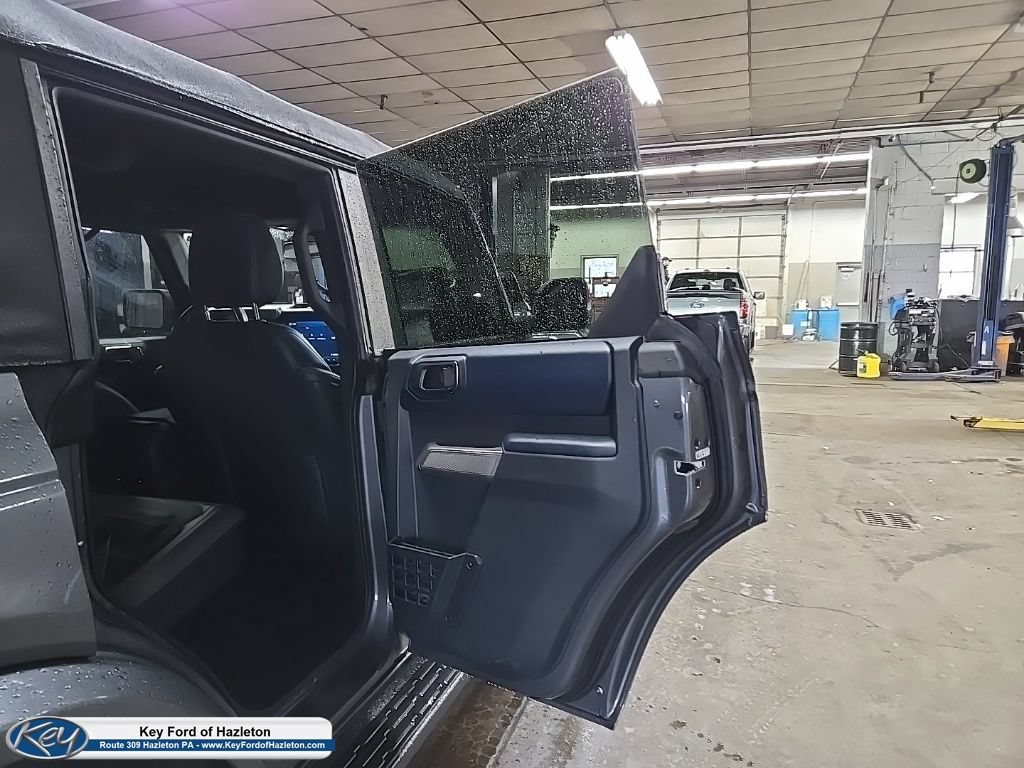 Used 2022 Ford Bronco Outer Banks AWD/4WD image 46