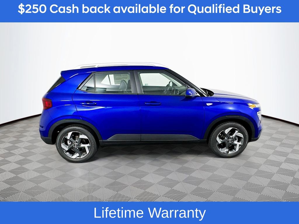 New 2025 Hyundai Venue Limited image 4