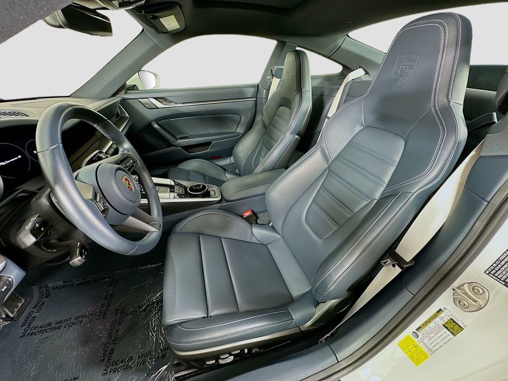 Used 2024 Porsche 911 Carrera S image 5