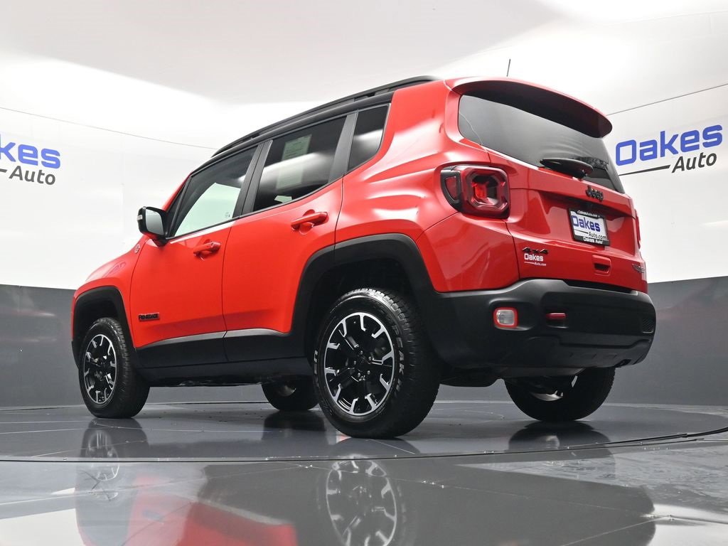Used 2023 Jeep Renegade Trailhawk w/ Sun/Sound Group image 41