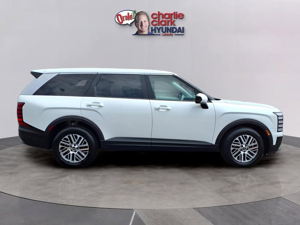 New 2026 Hyundai Palisade SE image 6