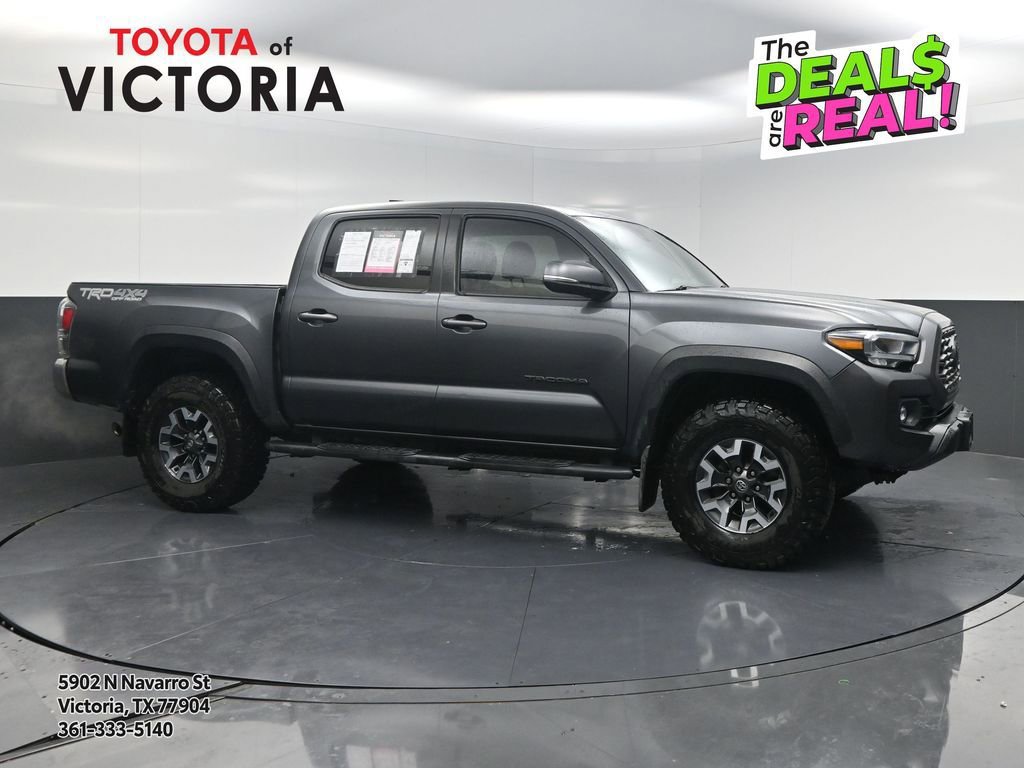 Used 2022 Toyota Tacoma TRD Off-Road image 1