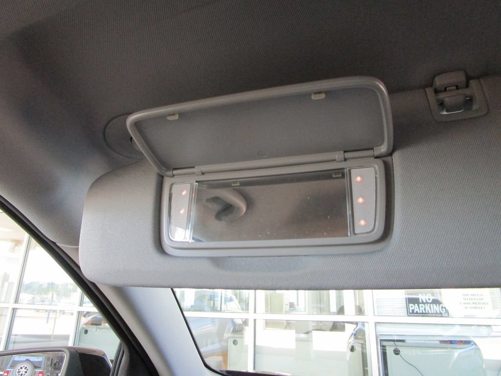 Used 2024 Chevrolet Equinox LT FWD image 45
