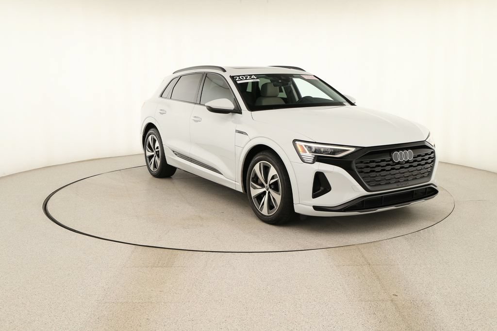 Certified 2024 Audi Q8 e-tron Premium AWD/4WD image 10