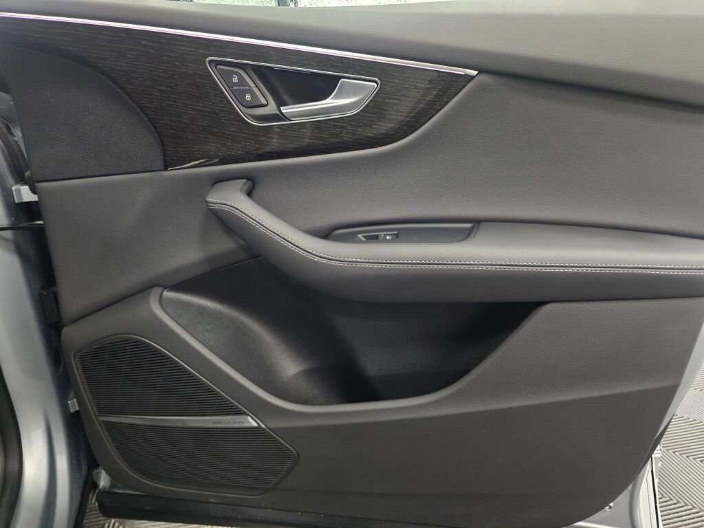 Certified 2025 Audi Q8 Premium Plus w/ Premium Plus Package image 26