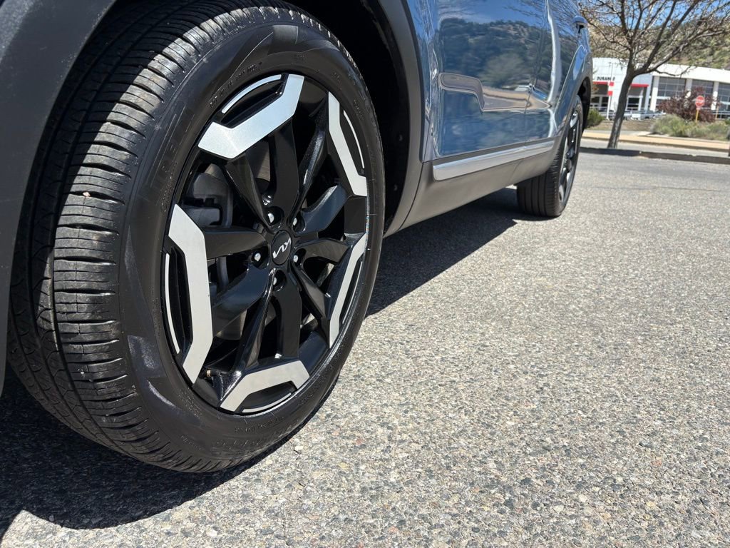 Certified 2024 Kia Telluride S AWD/4WD image 14