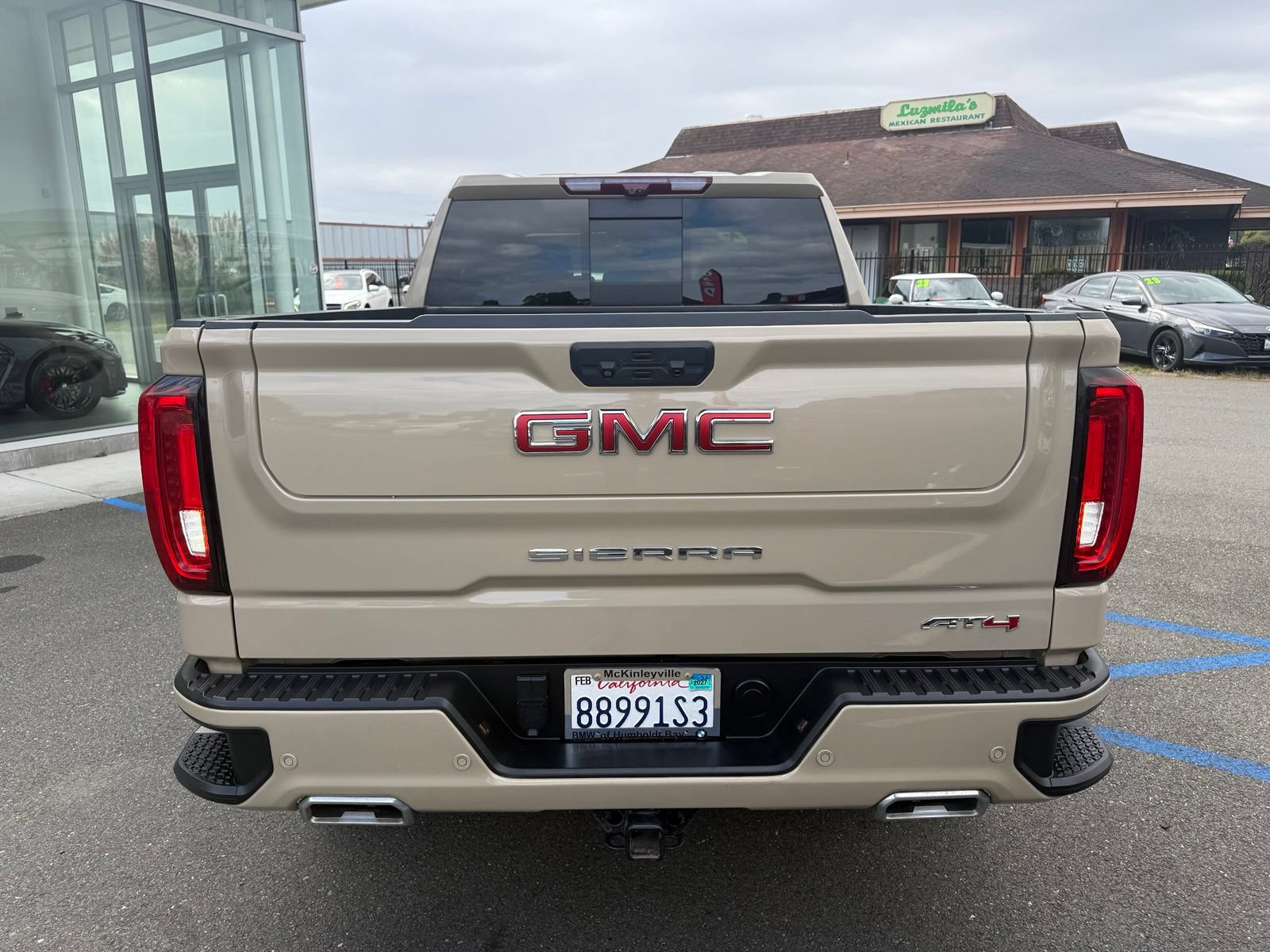 Used 2023 GMC Sierra 1500 AT4 w/ Technology Package AWD/4WD image 7