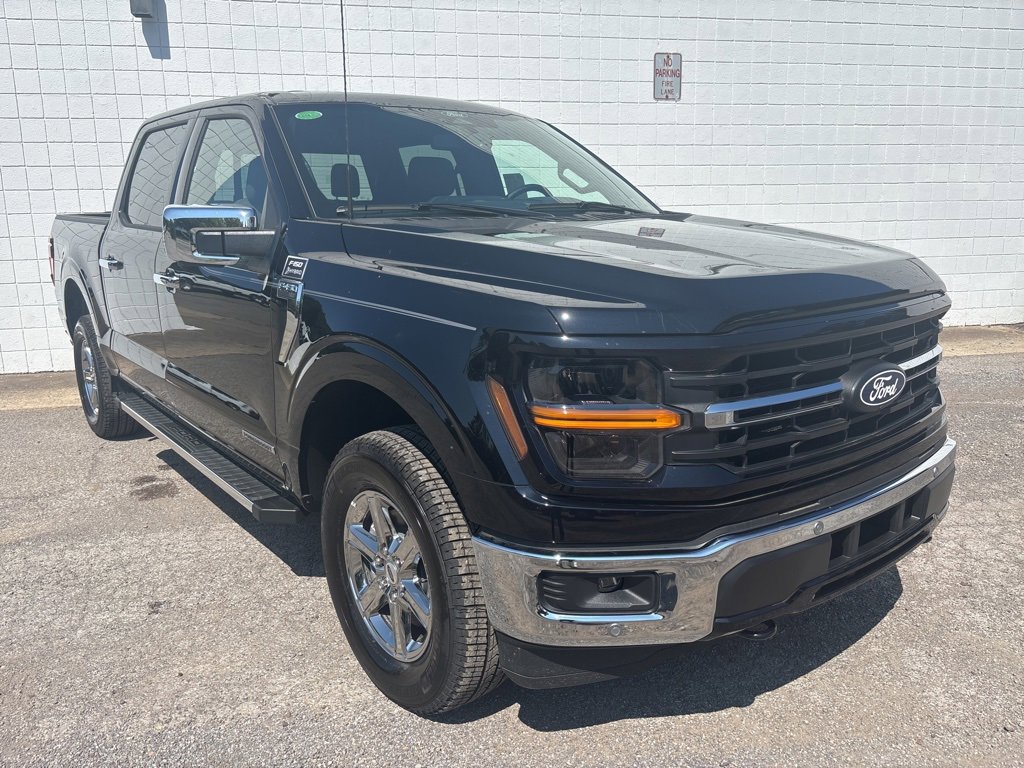 New 2025 Ford F150 XLT w/ Equipment Group 302A MID image 3