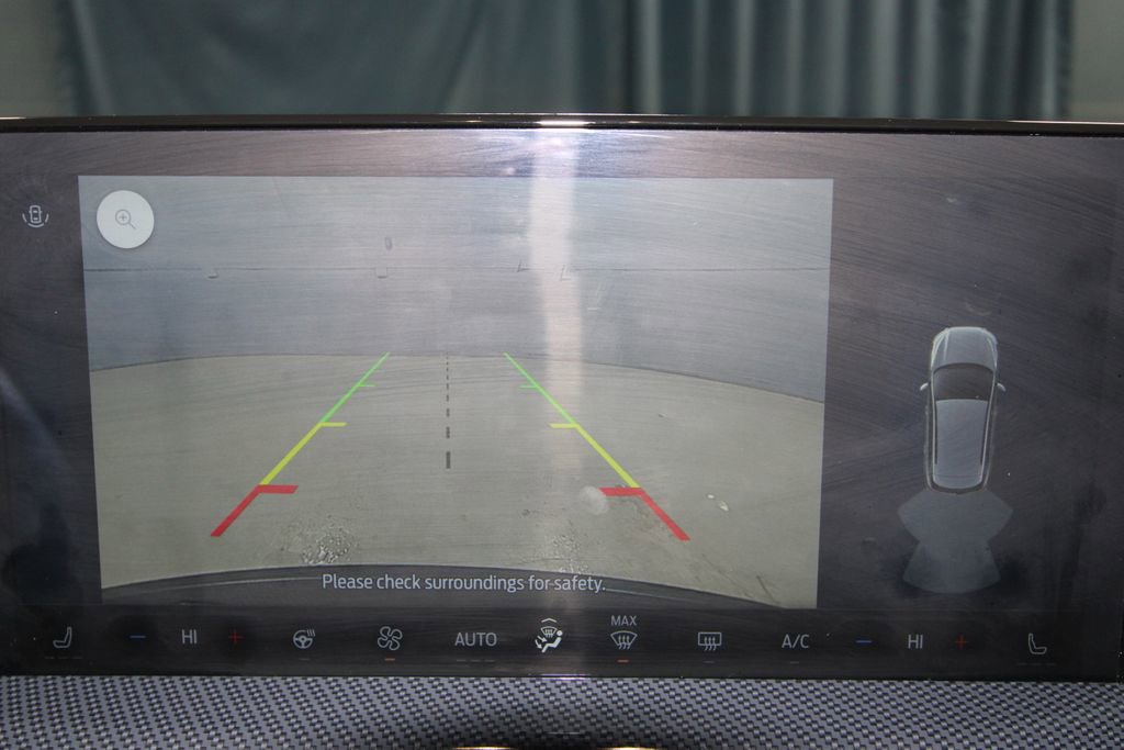 Used 2025 Ford Escape ST-Line w/ Equipment Group 301A image 16