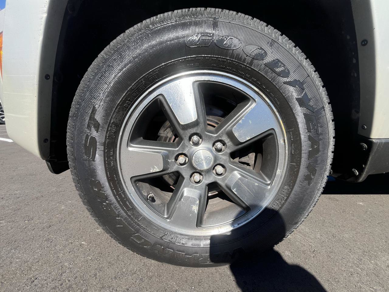 Used 2008 Jeep Liberty Sport w/ North Edition Group AWD/4WD image 20