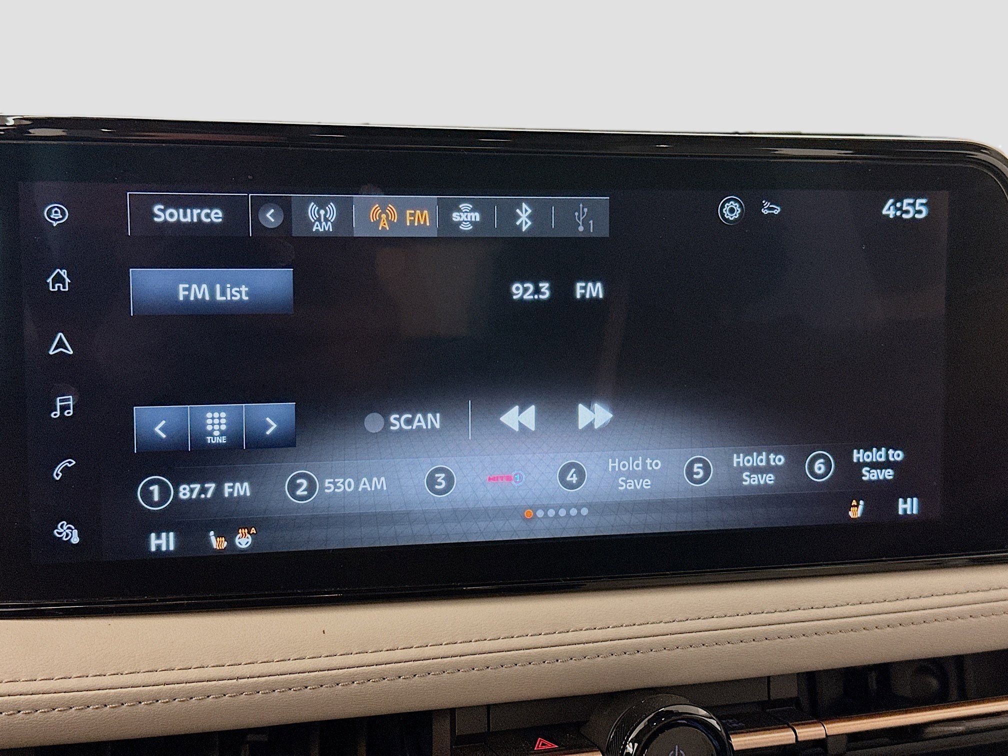 Used 2023 Nissan Ariya EVOLVE+ image 21