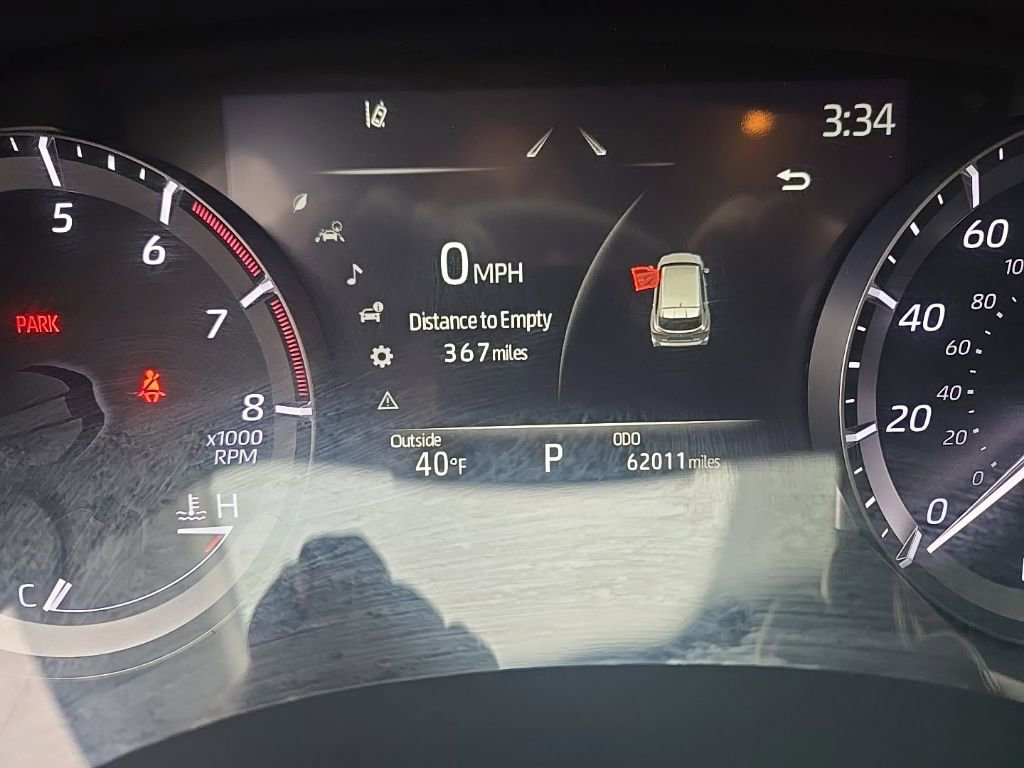 Used 2024 Toyota Highlander LE image 16