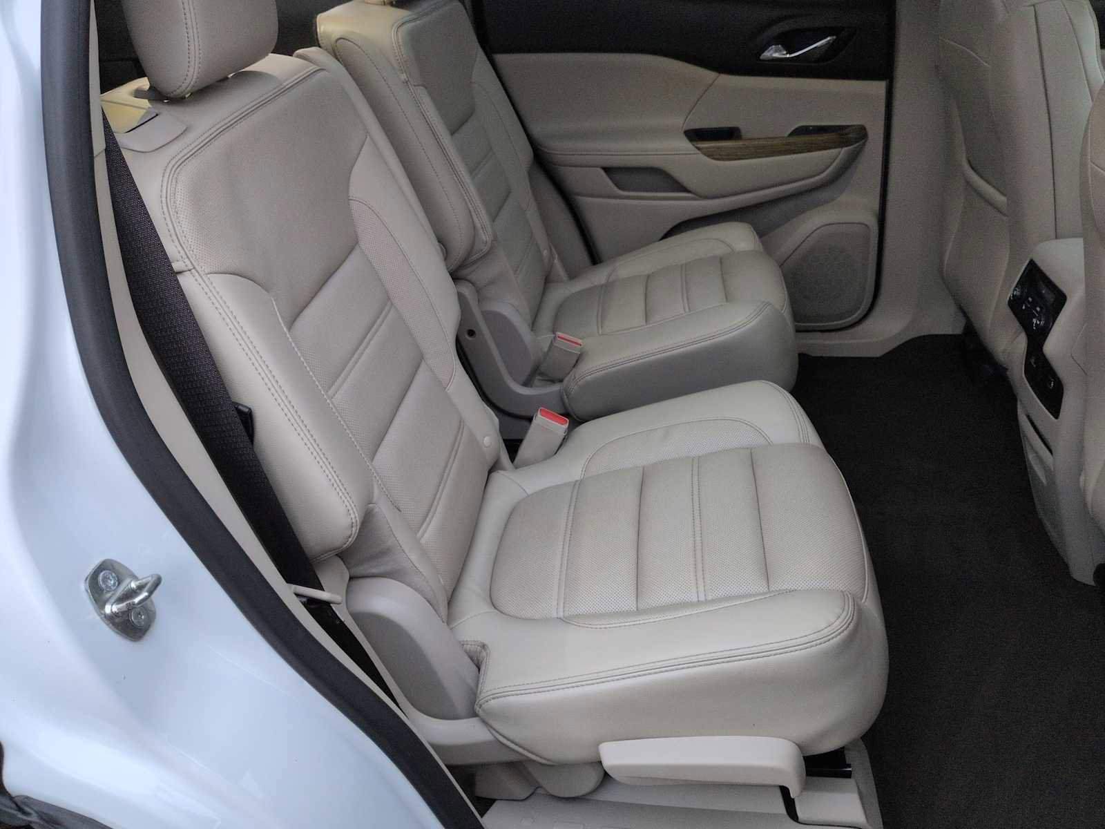 Used 2017 GMC Acadia Denali w/ Technology Package image 22