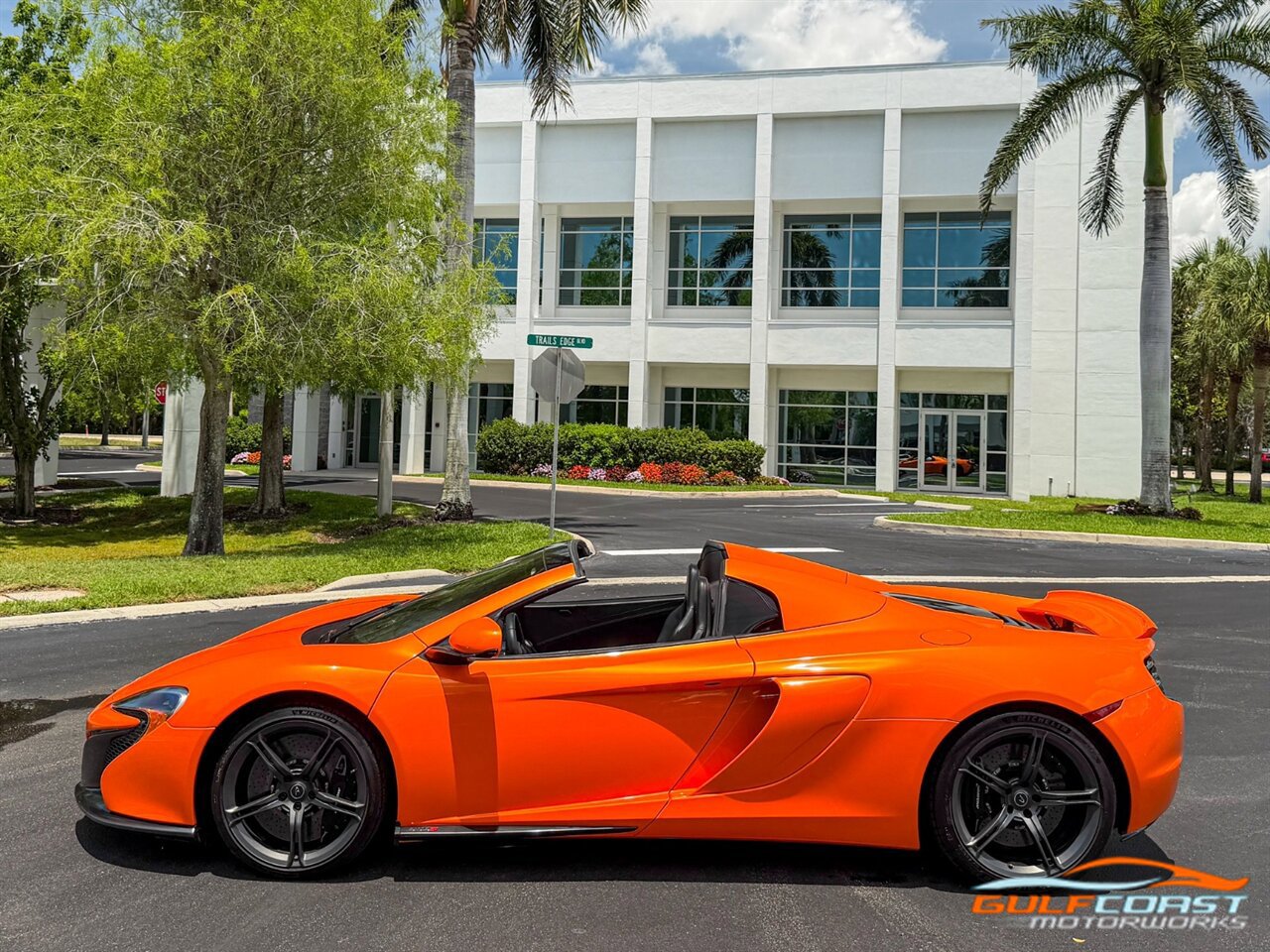 Used 2015 McLaren 650S Spider RWD image 37