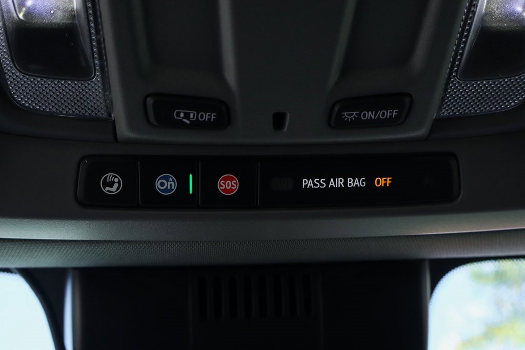 Used 2025 Chevrolet Silverado 3500 LT w/ Convenience Package image 29