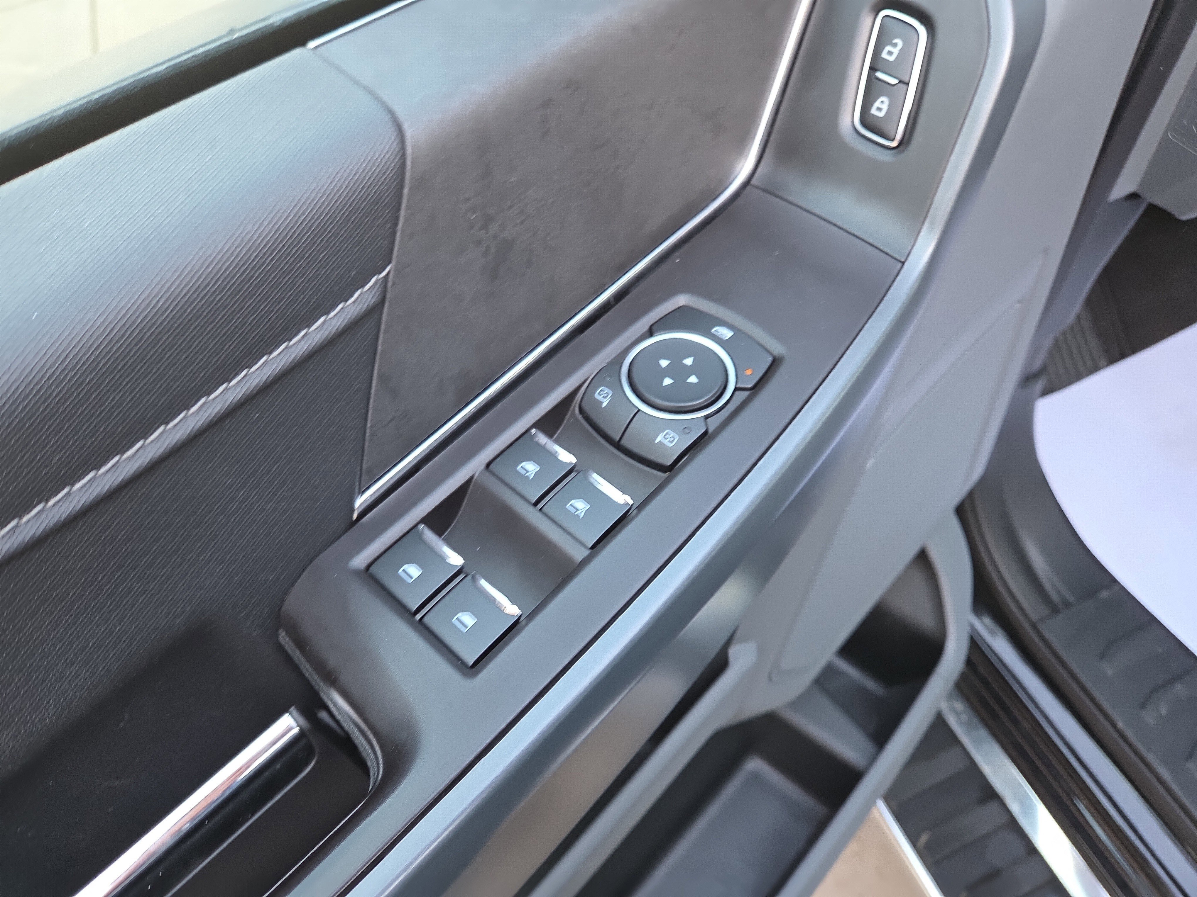 Used 2024 Ford F150 XLT w/ Mobile Office Package image 16