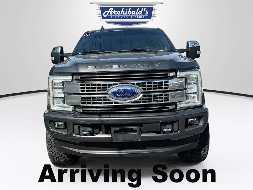 Used 2019 Ford F350 Platinum w/ Platinum Ultimate Package AWD/4WD image 3