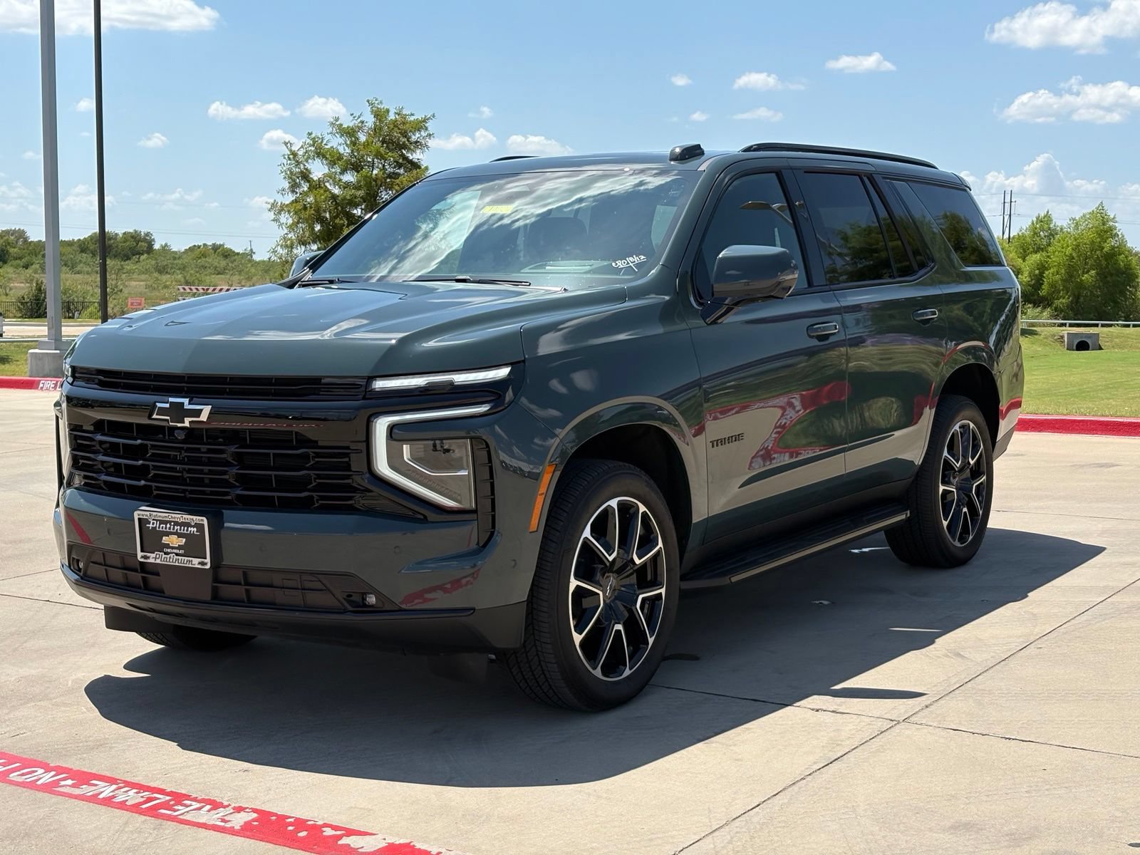 Used 2025 Chevrolet Tahoe RST w/ Advanced Technology Package RWD image 3
