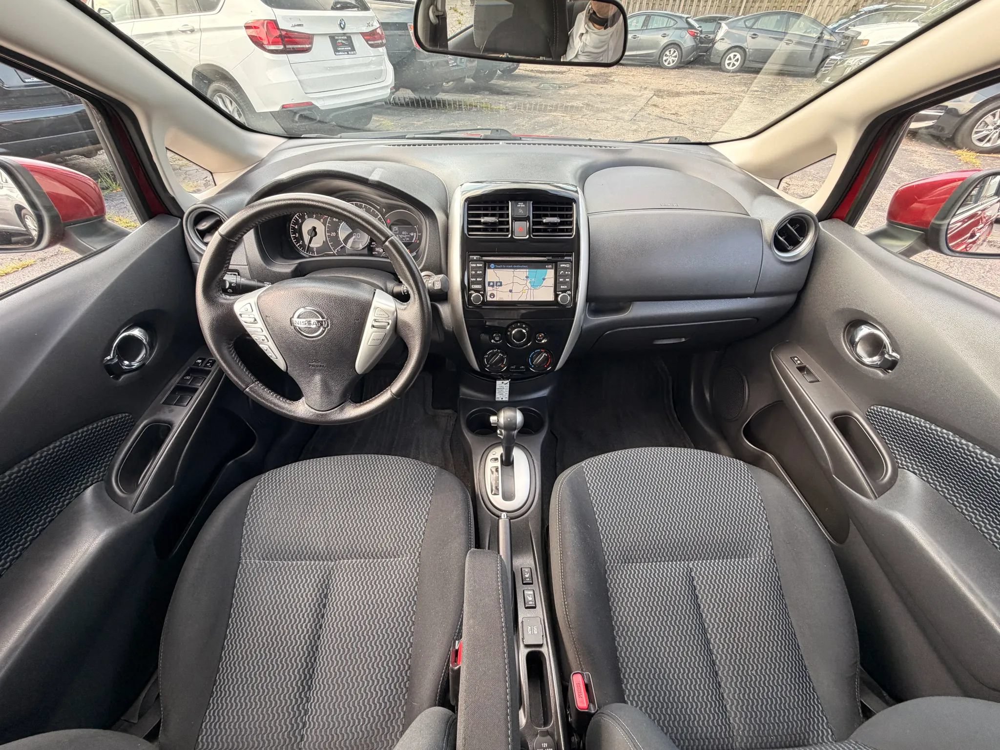Used 2015 Nissan Versa Note FWD image 27