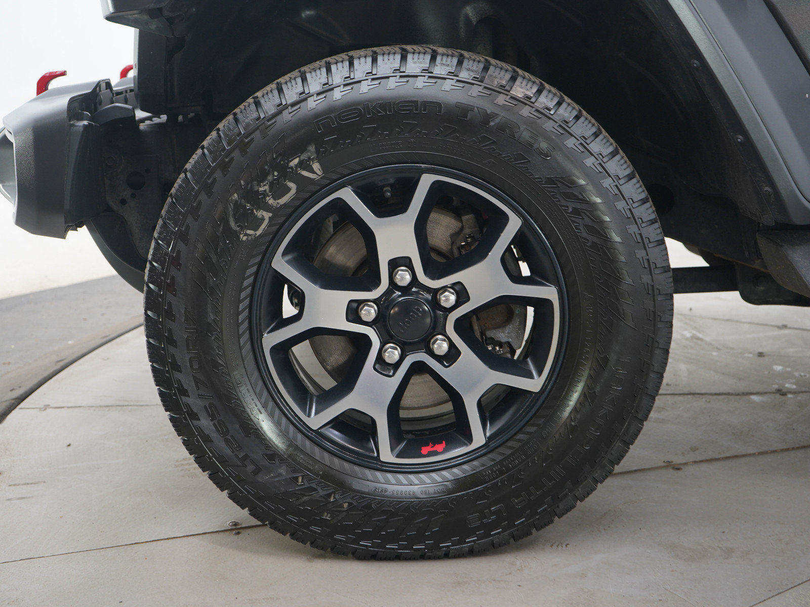 Used 2019 Jeep Wrangler Unlimited Rubicon w/ Dual Top Group AWD/4WD image 25