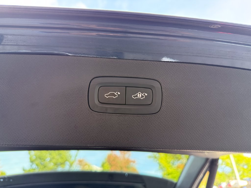 Used 2020 Volvo XC90 T6 Inscription w/ Protection Package Premier AWD/4WD image 31